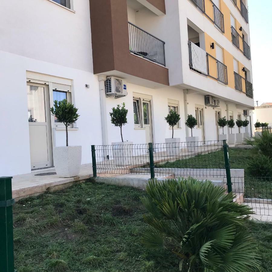 Helada Apartments Tivat Dış mekan fotoğraf