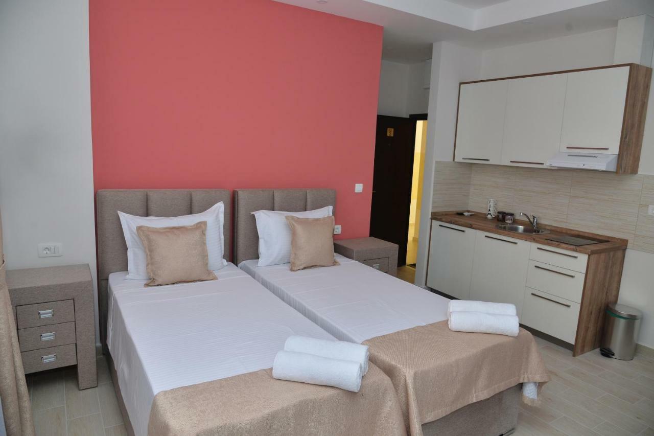 Helada Apartments Tivat Dış mekan fotoğraf