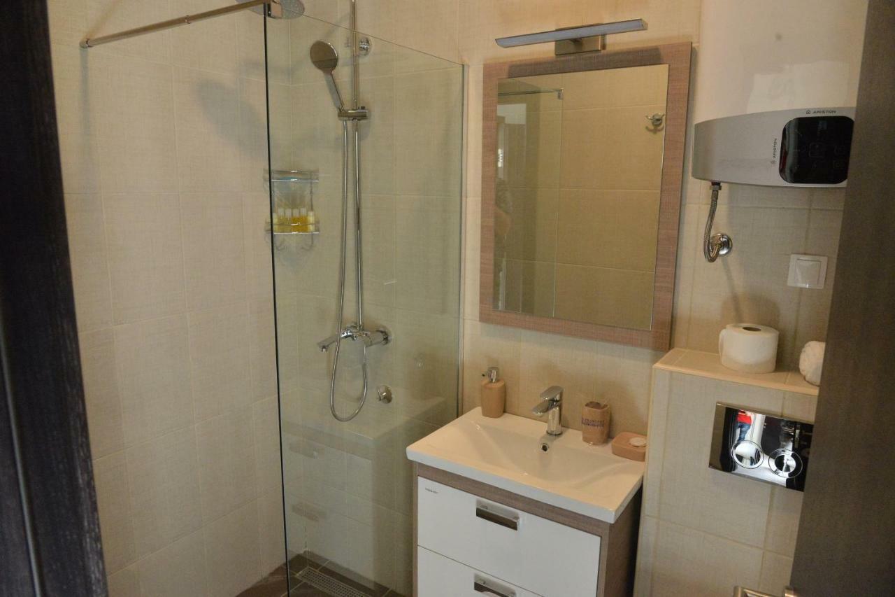 Helada Apartments Tivat Dış mekan fotoğraf